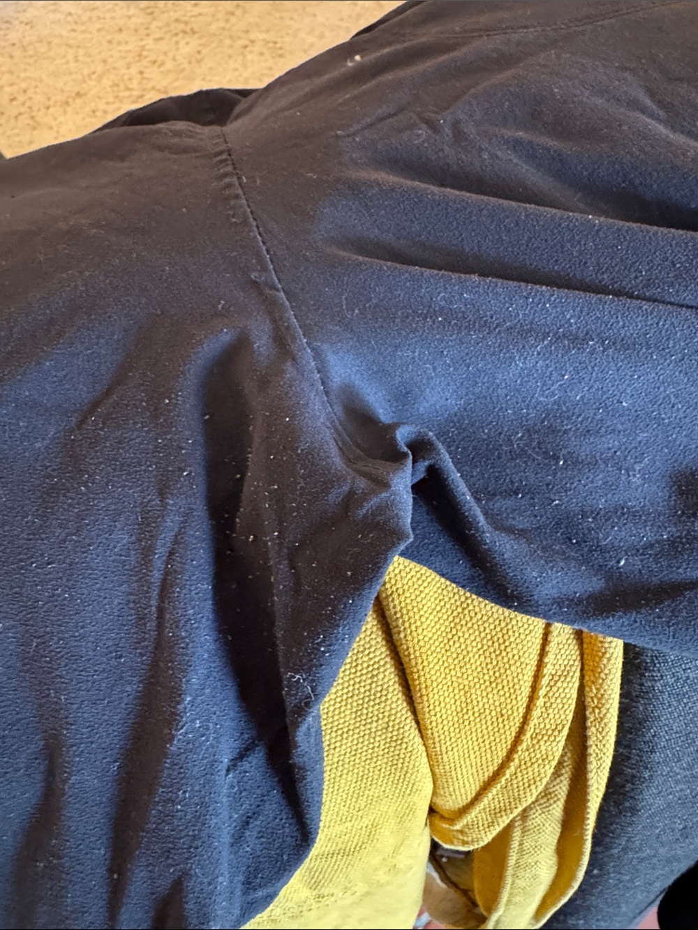 Mountain Hardwear Women's Black Ankle Performance Pants - Picture 8 of 8